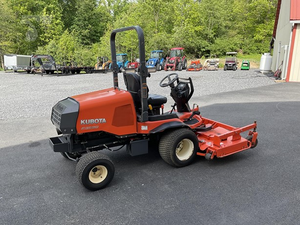 Cortadora de Césped Kubota F3990 de 39 HP, Diésel, Montaje Frontal, 4x4, 72 Pulgadas, Comercial, Hidrostática, en Venta - Product Image 2