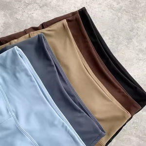 Shorts de sport pour femmes grande taille en Spandex/Coton, écologiques et de haute qualité, design personnalisable, taille mi-haute élastique, coupe ajustée - Product Image 5