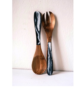 Juego de servicio de ensalada con mangos de madera y hueso en blanco y negro JUEGO DE SERVIDOR DE ENSALADA HECHO A MANO PRODUCTO INDIO TARIFA DE FÁBRICA DISPONIBLE - Product Image 2