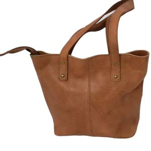 Sac fourre-tout en cuir véritable pour femmes - Product Image 1