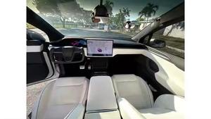 2024 Tesla Model X Plaid AWD véhicule électrique d'occasion boîte de vitesses automatique sièges en cuir intérieur sombre toit ouvrant panoramique gauche - Product Image 2