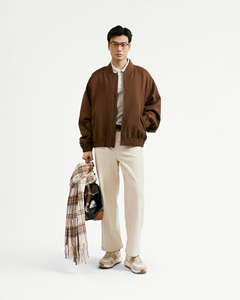 Veste matelassée à manches longues en polyester respirant, coupe ample, décontractée, unie, taille personnalisée, automne pour hommes, routine Vietnam - Product Image 3