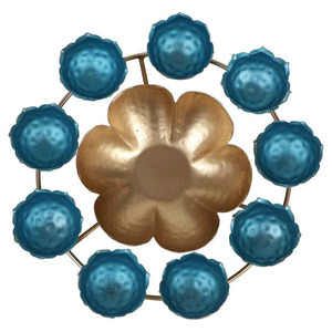 Urli rústico dorado de herencia luminosa con acento Diya Calidez de la tradición Urli dorado rústico con Diya para su hogar - Product Image 5