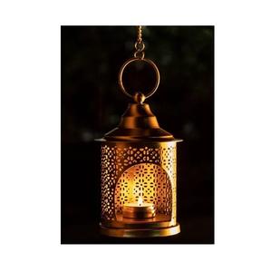 Portavelas de Metal Hecho a Mano para Decoración de Mesa de Comedor que Ofrece Impresionantes Patrones de Luz y una Atmósfera Acogedora - Product Image 1