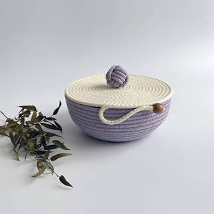 Panier en corde de coton tissé de conception la plus attrayante avec couvercle antique Panier en coton tissé de stockage de jouets de haute qualité à vendre - Product Image 1