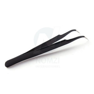 Pinzas para cejas curvas negras de alto volumen de la mejor calidad, herramienta de belleza de acero inoxidable con etiqueta privada para el cuidado de las pestañas puntiagudas - Product Image 5
