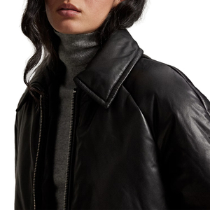 เสื้อแจ็คเก็ตหนังแกะบุขนสำหรับผู้หญิง รุ่นฮิต ทรงโอเวอร์ไซส์ สไตล์มอเตอร์ไซค์  งานเย็บแบบควิลท์  หรูหรา  รับสกรีนโลโก้  งานคุณภาพสูง - Product Image 4