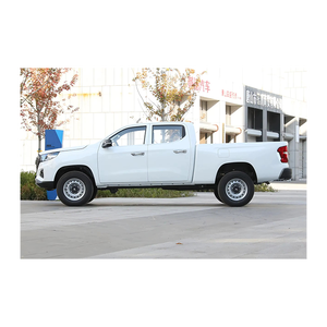 Pick-up Changan en stock 2.4T 2.5T Changan Hunter F70 Pick-up manuel diesel 4x4 Vente immédiate - Product Image 2