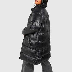 Veste matelassée OEM de haute qualité pour femmes, respirante et de nouveau design pour l'hiver, fermeture à glissière grande taille, courte longueur - Product Image 2