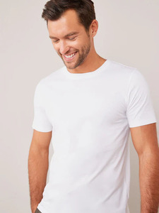 T-shirt moderne pour hommes Fournisseur de vêtements de rue personnalisés Tenue décontractée pour salon de voyage Usage quotidien Confort Fourniture en gros - Product Image 3