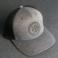 INJAE VINA Headwear Parche de cuero personalizado Logo Trucker Hat OEM Estilos de diseño personalizado para marca Tienda Gorras en Vietnam Sombrero para unisex