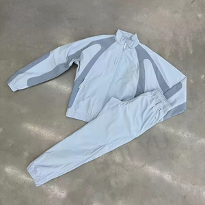 Conjunto cortavientos para hombre, conjunto de chaqueta y pantalones con capucha, ropa deportiva impermeable a prueba de viento, traje ligero de entrenamiento al aire libre - Product Image 4