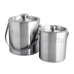 Cubo de hielo de metal con accesorios de bar para ocasiones de fiesta - Product Image 1