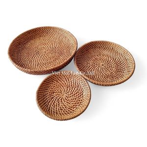 Bandeja de Ratán Hecha a Mano de Estilo Rústico con Materiales Naturales para Servir y Decoración del Hogar - Product Image 3