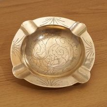 Cendrier élégant Home Office Hotel Bar Bowl décor Design moderne Cendrier en métal Accessoires de forme carrée Cendrier de table de voiture de bureau - Product Image 3