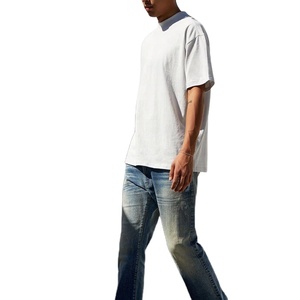 Camiseta de compresión, tela elástica transpirable y duradera, de secado rápido, absorbe la humedad, ajuste ceñido, perfecta para uso diario, a bajo costo. - Product Image 4