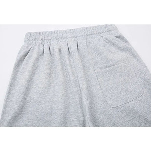 Joggers cargo en toile respirante éco-responsable de poids moyen pour hommes, avec logo personnalisé, coupe évasée et cordon de serrage, pour le fitness et le sport - Product Image 5