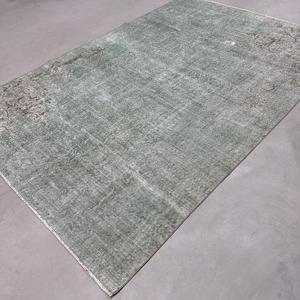 Tapis vintage 6,3 x 9,3 pieds, tapis, tapis à bordure verte en laine - Product Image 2