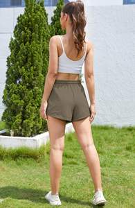 Short pour femme Short léger respirant tissé à enfiler pour femme avec poches latérales pour un usage quotidien décontracté - Product Image 2