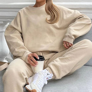 Chándal con hombros caídos para mujer, conjunto de 2 piezas de poliéster con logotipo personalizado, chándal informal de gran tamaño para mujer - Product Image 6