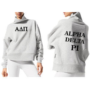 Sudadera de cuello redondo personalizada para mujer de la Universidad de Moda de viaje de otoño con insignia y letras griegas con lentejuelas-forro polar ecológico - Product Image 4