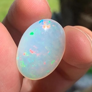Opale blanche ovale naturelle éthiopienne luxueuse avec feu, 10,36 carats, évaluée par un tiers, pour collier, pierres précieuses en vrac - Product Image 1