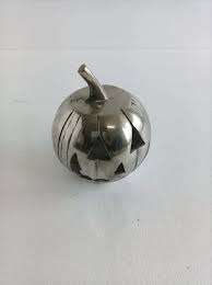 ชามโลหะตกแต่งบ้านรูปฟักทองทำมือเคลือบทองพร้อมฝาปิดสำหรับงานปาร์ตี้ - Product Image 2