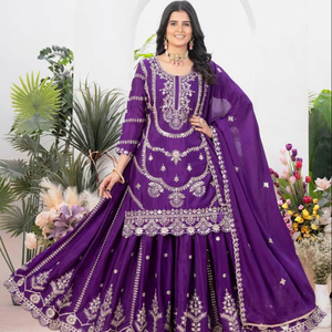 Colección de trajes Top Sharara de alta calidad, seda Chinnon pesada pura con bordado pesado, trabajo de codificación de secuencia para mujer, ropa de fiesta - Product Image 1