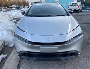 โตโยต้า พรีอุส LE ปี 2025 สภาพดีเยี่ยม มือสอง - Product Image 1