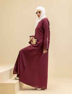 ชุดอาบายะห์อิสลามทรงหลวมแบบเรียบง่าย ดีไซน์หรูหรา ผ้าเนื้อนุ่มพลิ้วไหว ปกปิดมิดชิด เหมาะสำหรับใส่ในชีวิตประจำวันและงานพิธีการ - Product Image 3