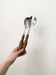 Servidor de Ensalada con Mango de Madera Premium y Cabeza Plateada, Perfecto para Comer en Casa, Restaurantes y Servicios de Catering, Hecho a Mano en India - Product Image 5