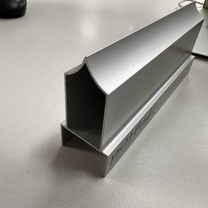 Profils d'extrusion en aluminium Série 6000, profil en T, marque Shalumi, Phu Tho, Vietnam, pliage, soudage, découpe, produit le plus vendu - Product Image 1