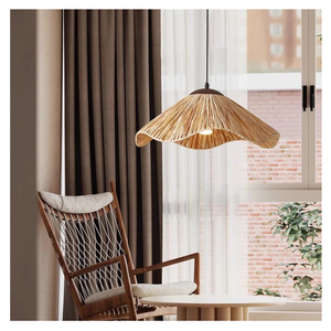 Lampe suspendue d'intérieur en bambou tissée à la main moderne minimaliste personnalisable Ambiance chaleureuse et invitante Service OEM ODM d'usine du Vietnam - Product Image 1