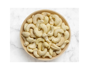 Noix de cajou entières fraîches, naturellement douces et crémeuses, parfaites pour les collations, la cuisson de sauces au cari et une variété de délicieuses noix de cajou - Product Image 1