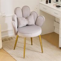 Chaise de coiffeuse élégante en velours à dossier en forme de pétale pour agent d'achat de meubles |   Décoration d'intérieur moderne minimaliste en métal