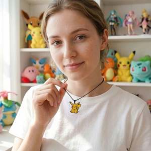 Collar con Colgante de Pokémon Chapado en Oro, Cadena de Eslabones Moderna con Ópalo, Acero Inoxidable y Aleación, Regalo con Número y Dibujo Animado - Product Image 2