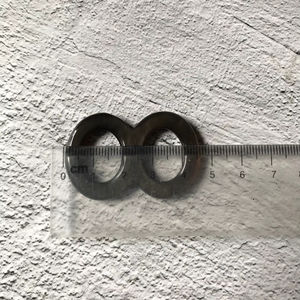 Anillo para Bufanda de Cuerno de Búfalo con Pulido Suave que Agrega Elegancia Suave y Sujeción Segura a Cualquier Bufanda de Alta Calidad - Product Image 1