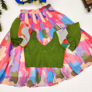 Lehenga Choli ethnique de créateur pour filles, haut Shoryam Fashion Palak vert à manches à volants, imprimé camouflage multicolore vibrant - Product Image 3