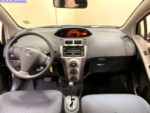 Offre exceptionnelle : Toyota Yaris d'occasion - PRÊT À EXPÉDIER - Product Image 3
