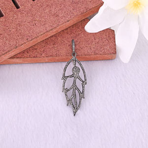 Impresionante Colgante de Hoja para Mujer, Plata de Ley 925, Bañado en Rodio Negro, Diamante Natural con Incrustaciones, Estilo Vintage, Tamaño 50x20MM - Product Image 1