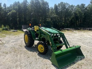 2025 Johnn Deere 4044M Mini Tractor 4WD/2WD Tractor para caminar 70HP 120HP 90HP 100HP 4x4 Bomba esencial Caja de cambios Agricultura - Product Image 6