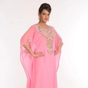 ชุดคาฟทันอิสลามปักสีชมพูผ้าจอร์เจีย - Product Image 1