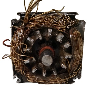 Le fournisseur direct offre une roue pressée de moteur de voiture à bas prix en aluminium 99.9% pur de haute qualité - Product Image 2