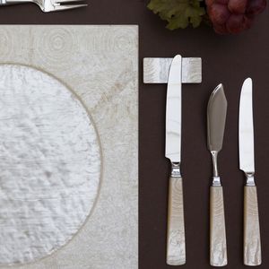 Couverts élégants à poignée en résine de style moderne rose et blanc avec couverts à tête argentée pour les maisons, les restaurants et les fêtes - Product Image 4