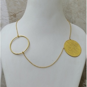 Collar Largo Minimalista con Colgante, Chapado en Oro, Diseño Geométrico de Círculos, Joyería para Mujer, Ideal para Fiestas - Product Image 2