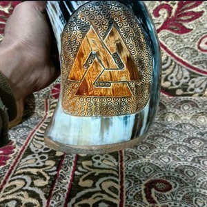 <b>Large</b> Classic Engraved Viking Drinking Horn <b>Mugs</b> with Custom Engraving for Unforgettable Beer Drinking Moments - Product Image 3