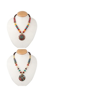 Collar de Piedras Grandes con Cuentas Estilo Boho Indio SK NOOR SONS para Mujer, Accesorio Colorido y Elegante para Complementar Atuendos, Fabricación de Joyería - Product Image 1