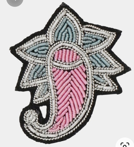 Vente en gros Nouveau design de qualité supérieure Broches en fil métallique brodé Belle dentelle arc-en-ciel Broche à la mode #0153 Prix bas - Product Image 1