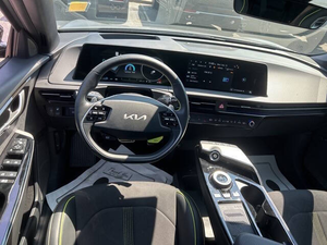 SUV Euro Star 2024 Usado en Excelentes Condiciones, Volante a la Izquierda, 4 Asientos, 1-25000 Millas, Euro IV, Automático, Asientos de Cuero, Techo Panorámico, Envío Inmediato - Product Image 5