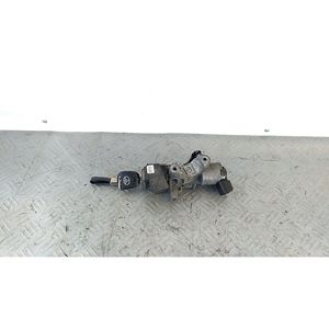 Cilindro di Accensione e Avviamento TOYOTA Avensis Sedan 1a Serie 8445005040 (98>03) - Product Image 1